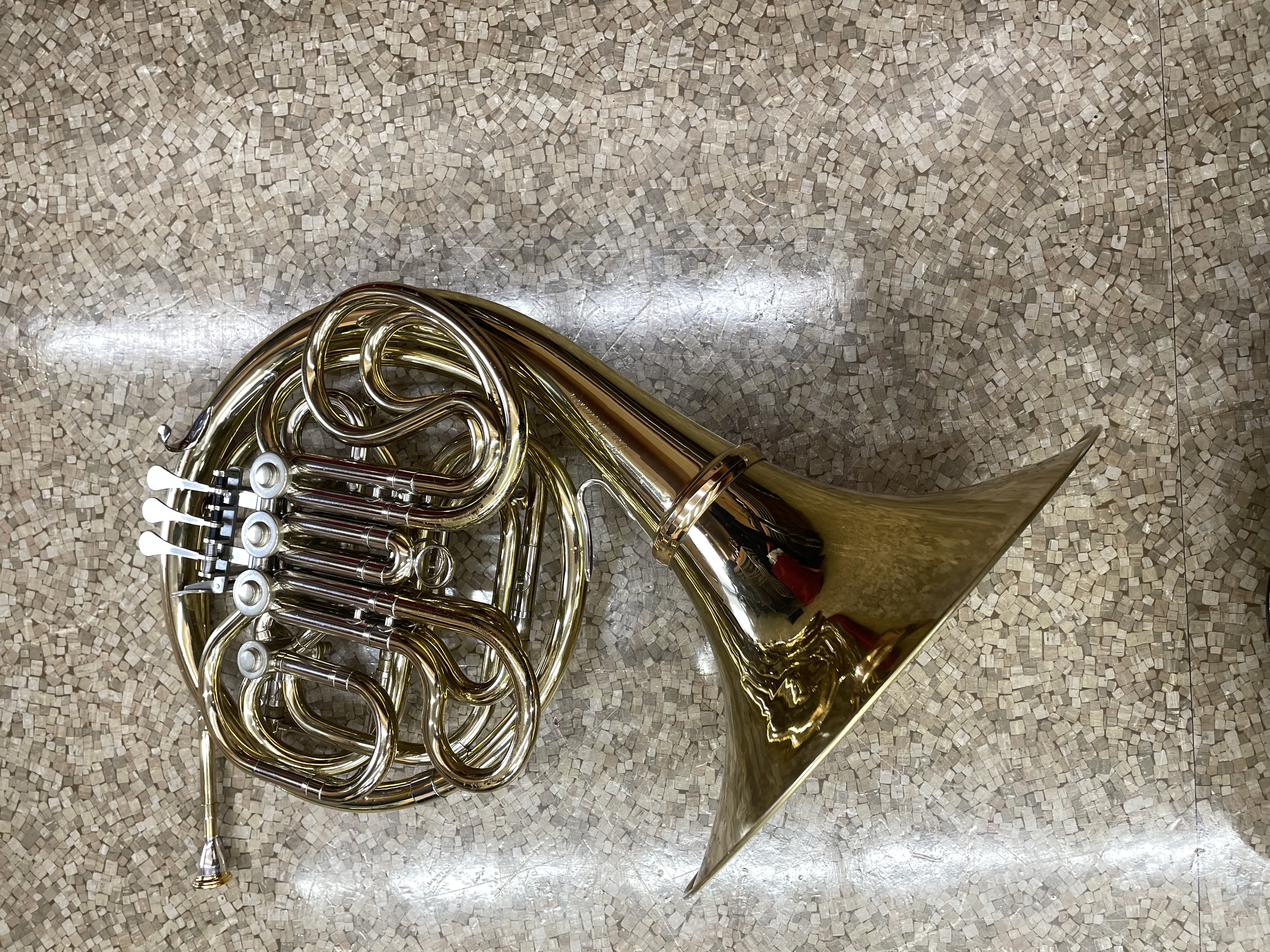 McCracken horn owned by Ayako Omachi